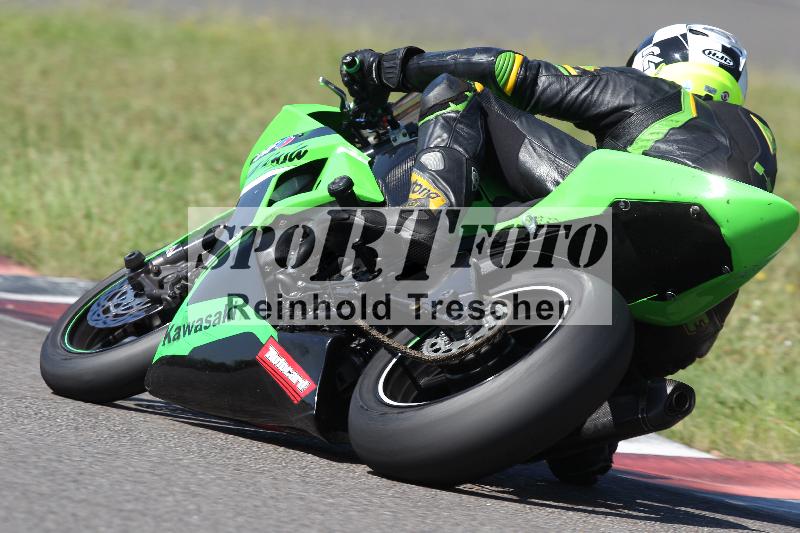 Archiv-2022/36 06.07.2022 Speer Racing ADR/Gruppe rot/backside